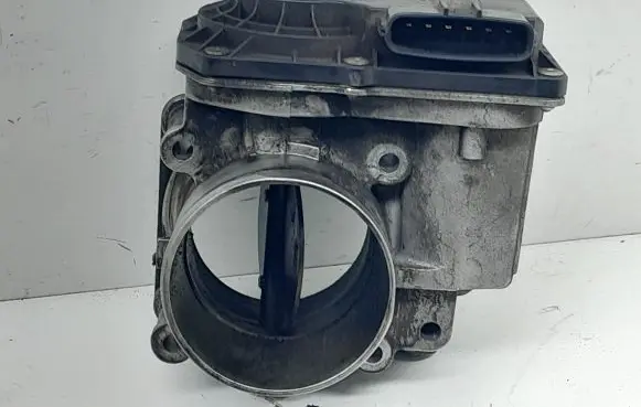 Subaru XV I Throttle valve 16112AA260