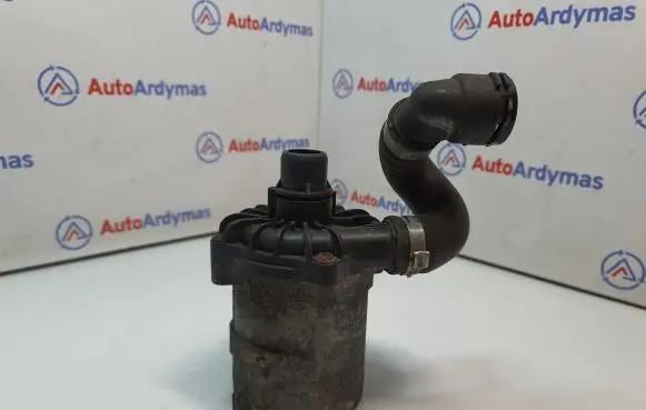 BMW 5 F10 F11 Water pump 7566335 11517566335
