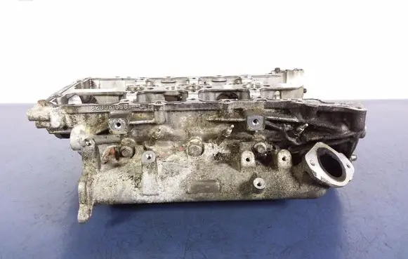 Engine head