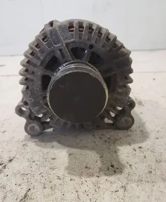 Volkswagen PASSAT B6 Generator/alternator 06F903023C
