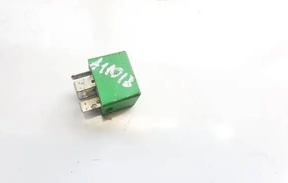 Peugeot 607 Other relay 12V35A03531