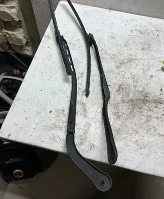 BMW 3 E90 E91 Headlight wiper blade set 