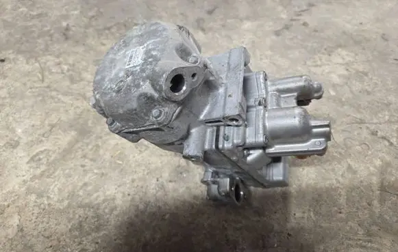 Renault Zoe Air conditioning (A/C) compressor (pump) 926005020R 03Q00623 ES27C
