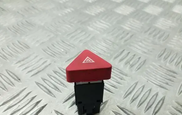 Volkswagen Tiguan Hazard light switch 5M0953509A