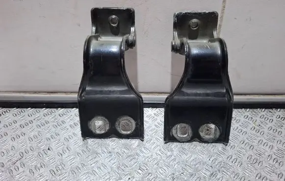 Ford S-MAX Tailgate/trunk/boot hinge