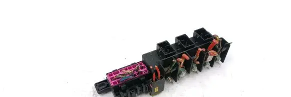 Audi A4 S4 B5 8D Fuse module 8L0941822A