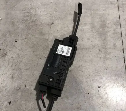 BMW 5 GT F07 Hand brake control module 6882651 688265101 3443688265101