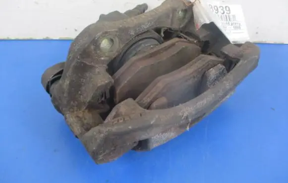 Mercedes-Benz C W205 Front brake caliper