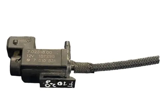 BMW 5 F10 F11 Turbo solenoid valve 7810831 70231800 18T296