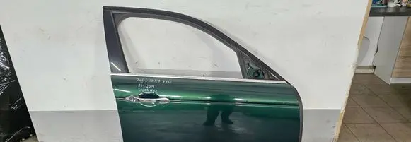 Jaguar XJ X350 Front door 