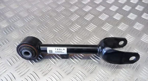 Tesla Model Y Rear control arm 118842300A