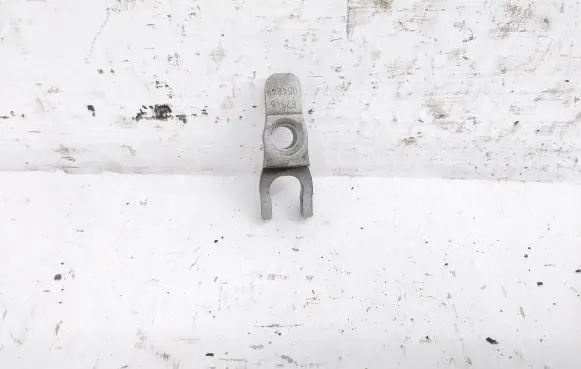 Opel Insignia A Fuel Injector clamp holder 82546 054849