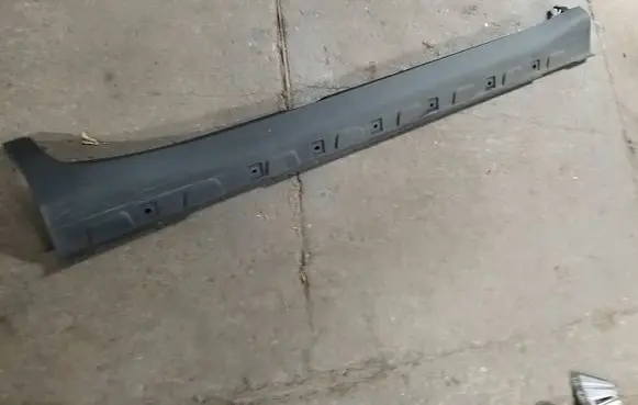 MG ZS Sill 10252401