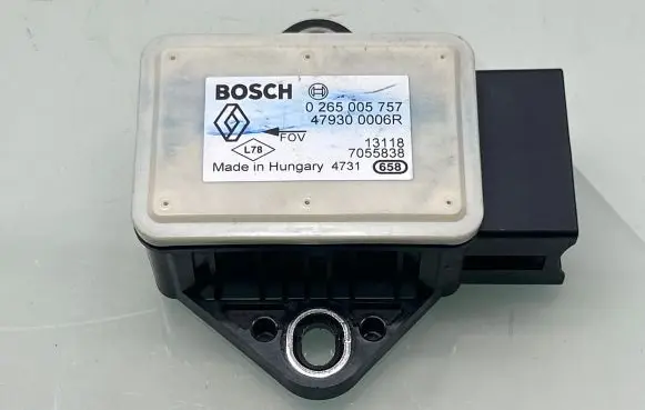 Nissan Qashqai ESP (stability system) control unit 479300006R 7055838 0265005757