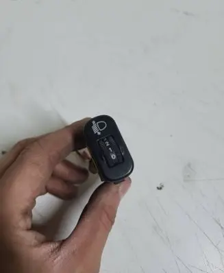Mercedes-Benz Sprinter W906 Headlight level height control switch 0135454026