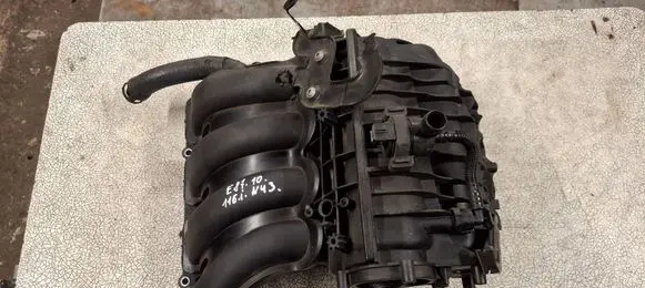 BMW 1 E81 E87 Intake manifold 7602062
