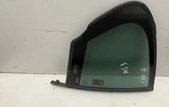 BMW 5 F10 F11 Rear vent window glass 7182026