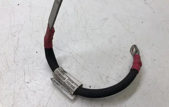 Alfa Romeo Giulietta Positive cable (battery) 505184030