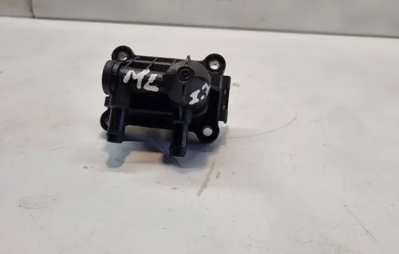 Mercedes-Benz ML W163 Fuel filter heater A6110700179