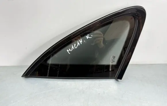 Porsche Macan (95B) Rear side window 95B845297 95B845297XB