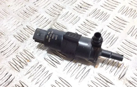 Audi A5 Headlight washer pump 8W0955647