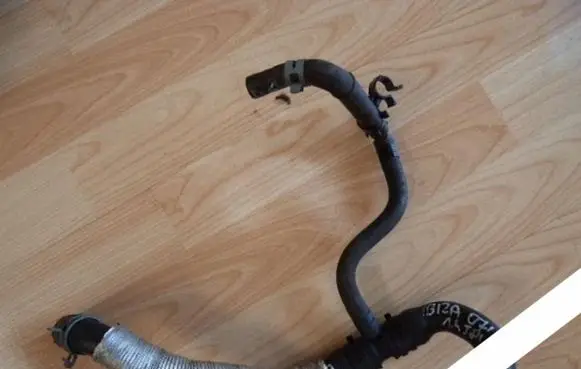 Seat Ibiza III (6L) Engine coolant pipe/hose