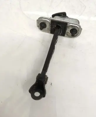 Hyundai i30 Front door check strap stopper