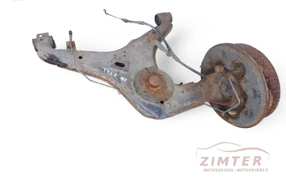 Rear wheel hub spindle/knuckle