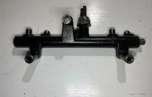 Ford Mondeo MK IV Fuel main line pipe 9681909680 28497Z01 9663305480