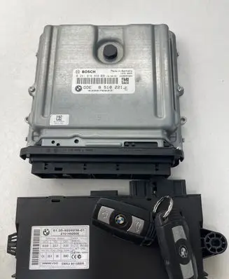 BMW 3 E90 E91 Engine ECU kit and lock set 8510221 030076627 0281016838
