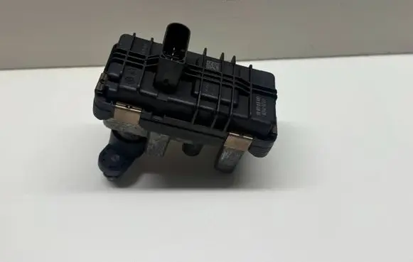 BMW 3 E92 E93 Turbine electric control actuator 4933519410 6NW01043004 6NW010430