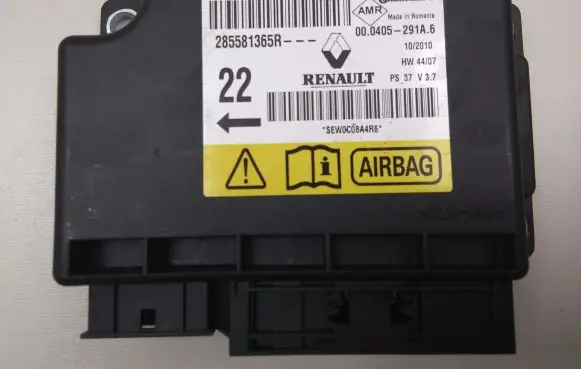 Renault Megane III Airbag control unit/module 285581365R