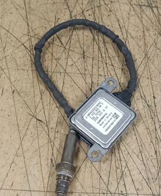 Mercedes-Benz V Class W447 Lambda probe sensor A0009058411