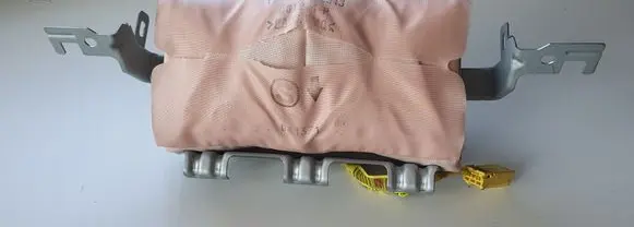 Mazda 3 II Passenger airbag
