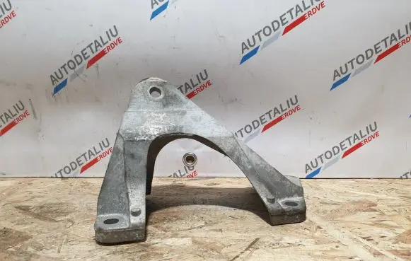 BMW 1 F20 F21 Engine mounting bracket 6788606 22116788606