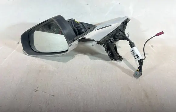 Tesla Model S Front door electric wing mirror 104132100A