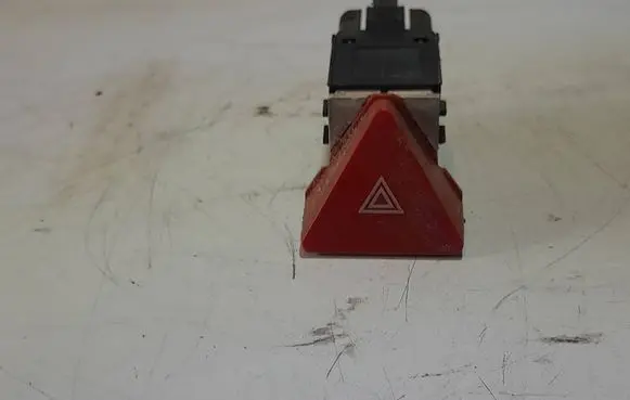 Volkswagen Caddy Hazard light switch 1T0953509