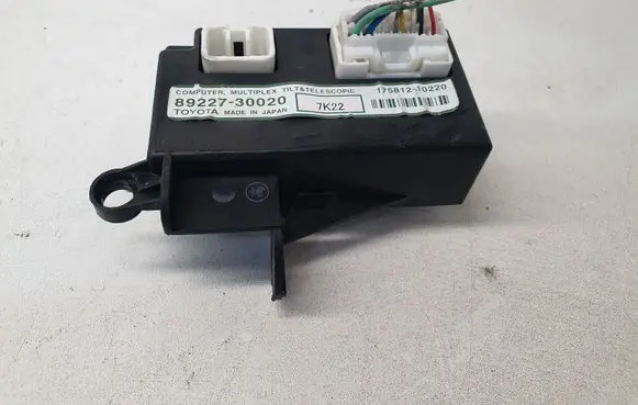 Lexus GS 250 350 300H 450H Other control units/modules 8922730020
