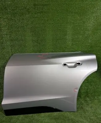 Audi E-tron GT Rear door 