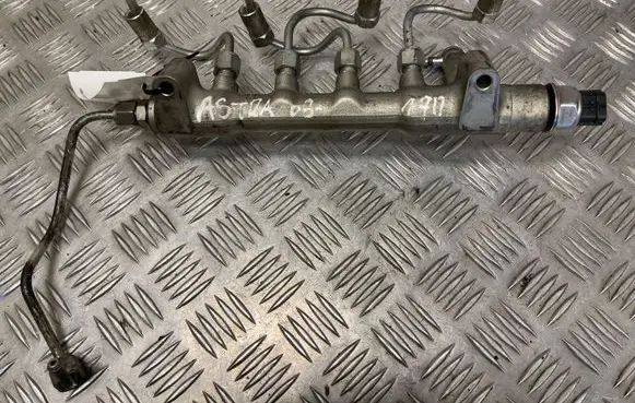 Fuel main line pipe