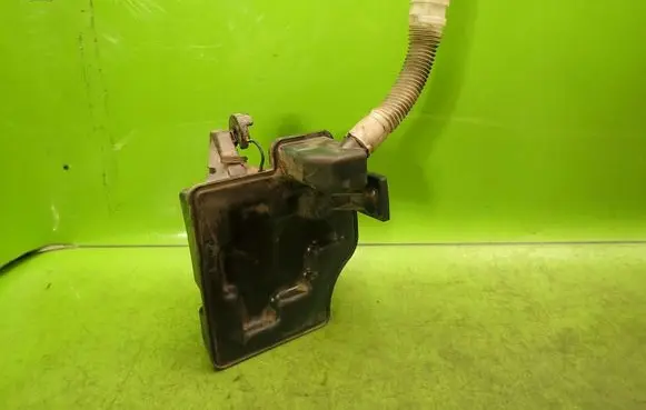 Skoda Fabia Mk2 (5J) Windshield washer fluid reservoir/tank 6R0955453D