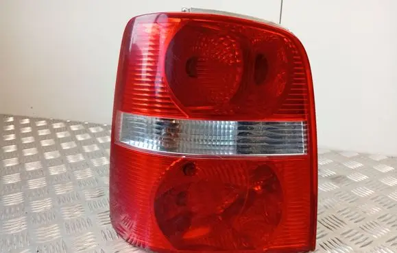 Volkswagen Touran I Rear/tail lights 1T0945095F