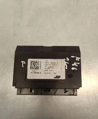 BMW 2 F46 Climate control unit 6820235 17313810 113026001