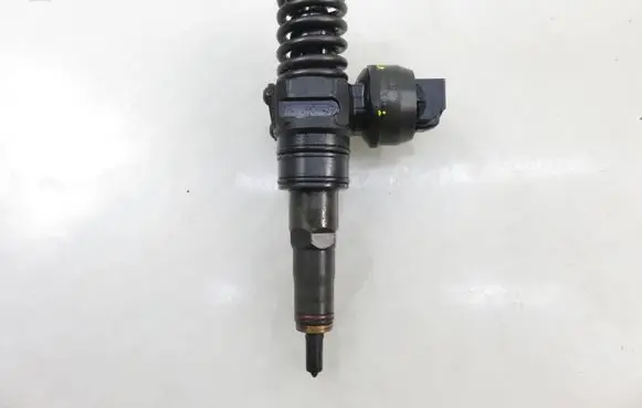 Seat Ibiza III (6L) Fuel injector 0414720035 045130073T