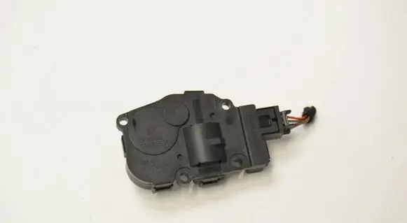 Citroen C4 I Air flap motor/actuator K9749005