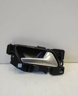 Peugeot 308 Front door interior handle 25527W01 311308