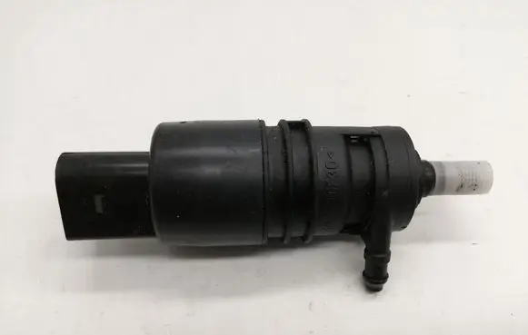 BMW 1 E81 E87 Windscreen/windshield washer pump 7302589