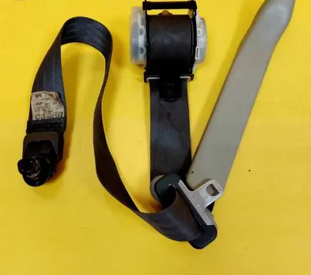 Honda CR-V Rear seatbelt NSB073GR012