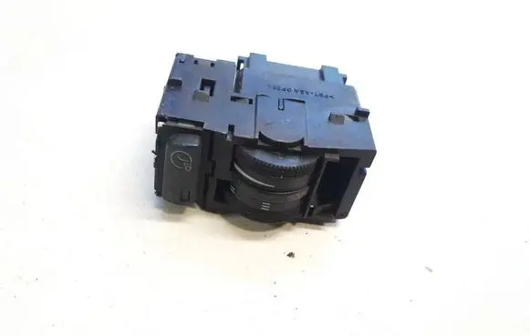 Audi A3 S3 8P Headlight level height control switch 8p29190494