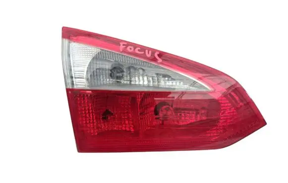 Ford Focus Tailgate rear/tail lights BM5113A603B BM5113A603D